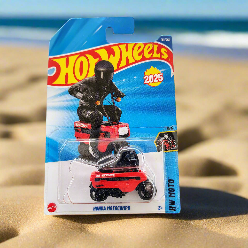 Hot Wheels Honda Motocompo 1:64 scale car