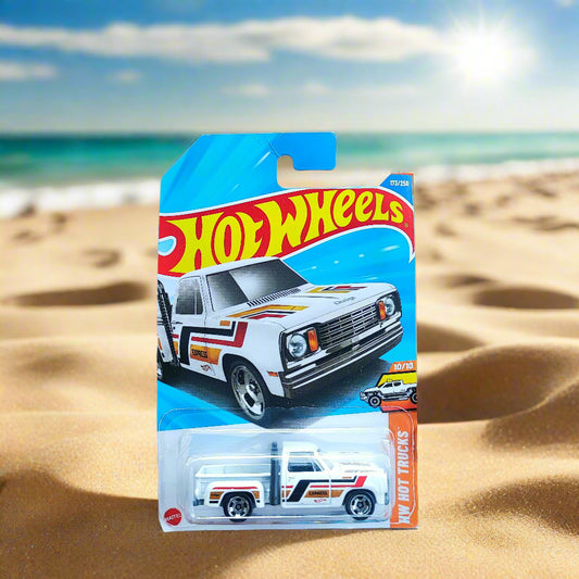 Hot Wheels 1978 Dodge Li'l Red Express Truck 1:64 scale car