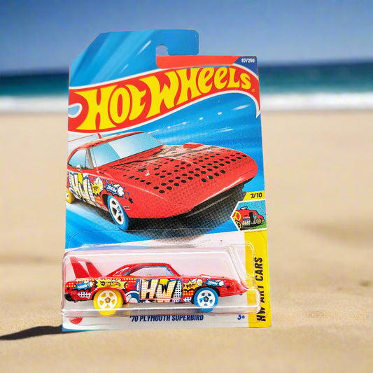 Hot Wheels 70 Plymouth Superbird  1:64 scale car