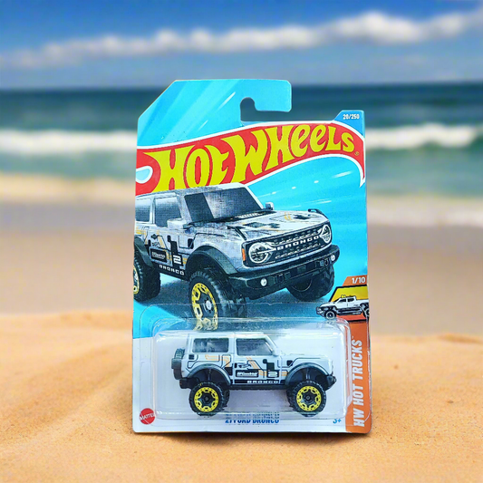 Hot Wheels 21 Ford Bronco 1:64 scale car